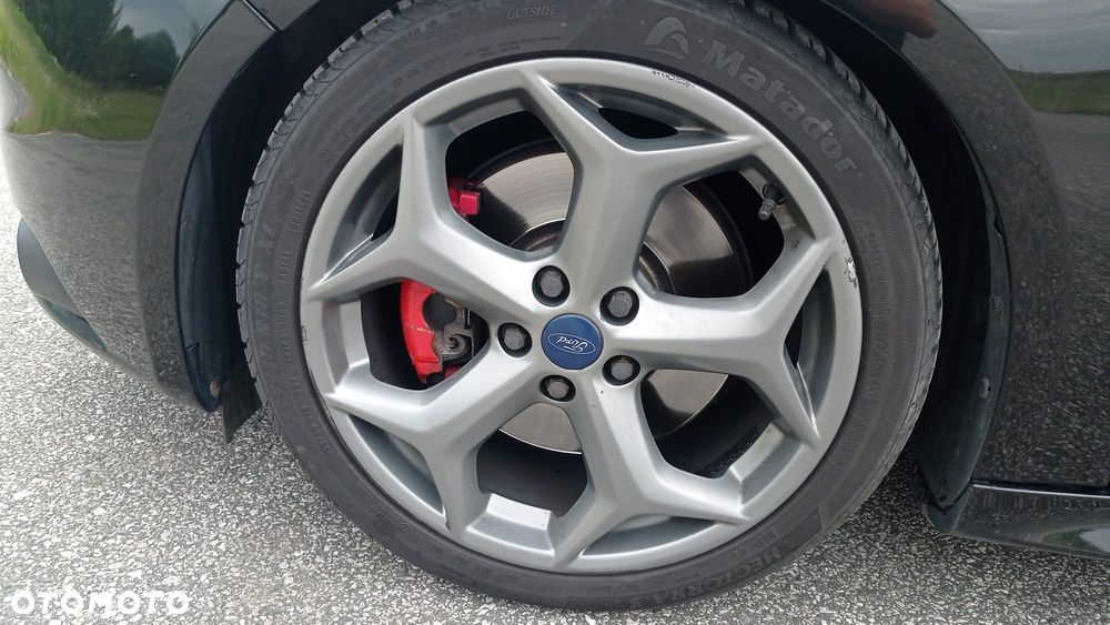 Ford Focus 2.0 EcoBoost ST mit Leder-Sport-Paket - 16