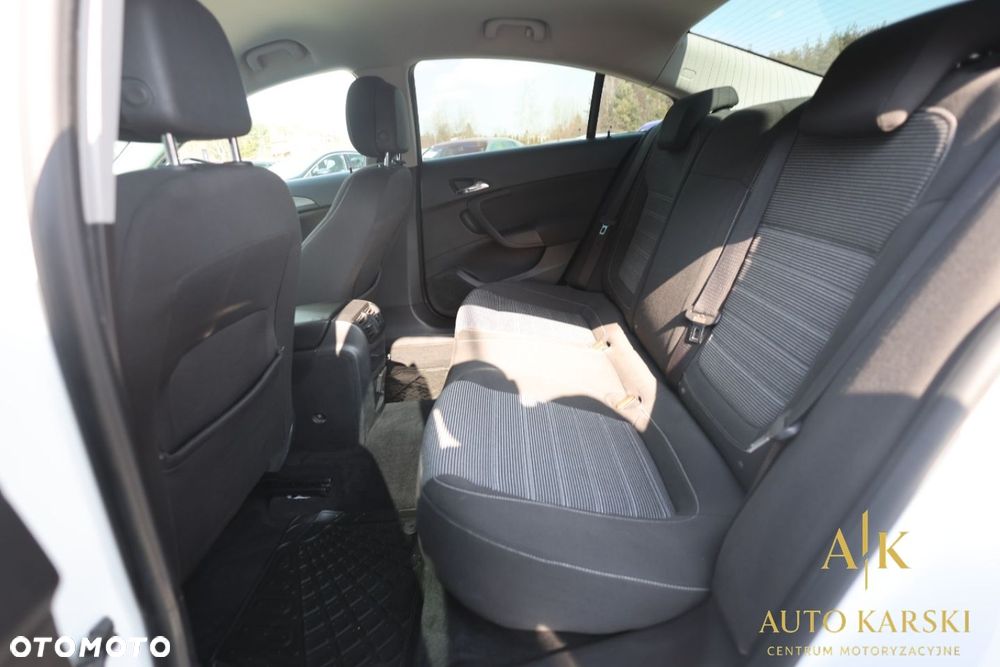 Opel Insignia 1.4 T Cosmo S&S - 32