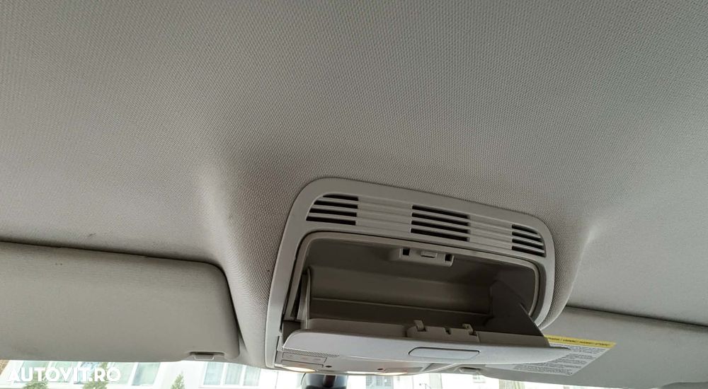 Volkswagen Passat 2.0 Blue TDI SCR Comfortline - 4