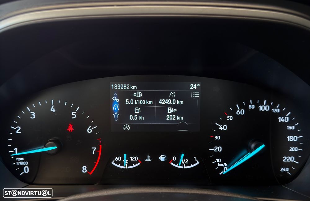 Ford Focus SW 1.0 EcoBoost S&S COOL&CONNECT - 17