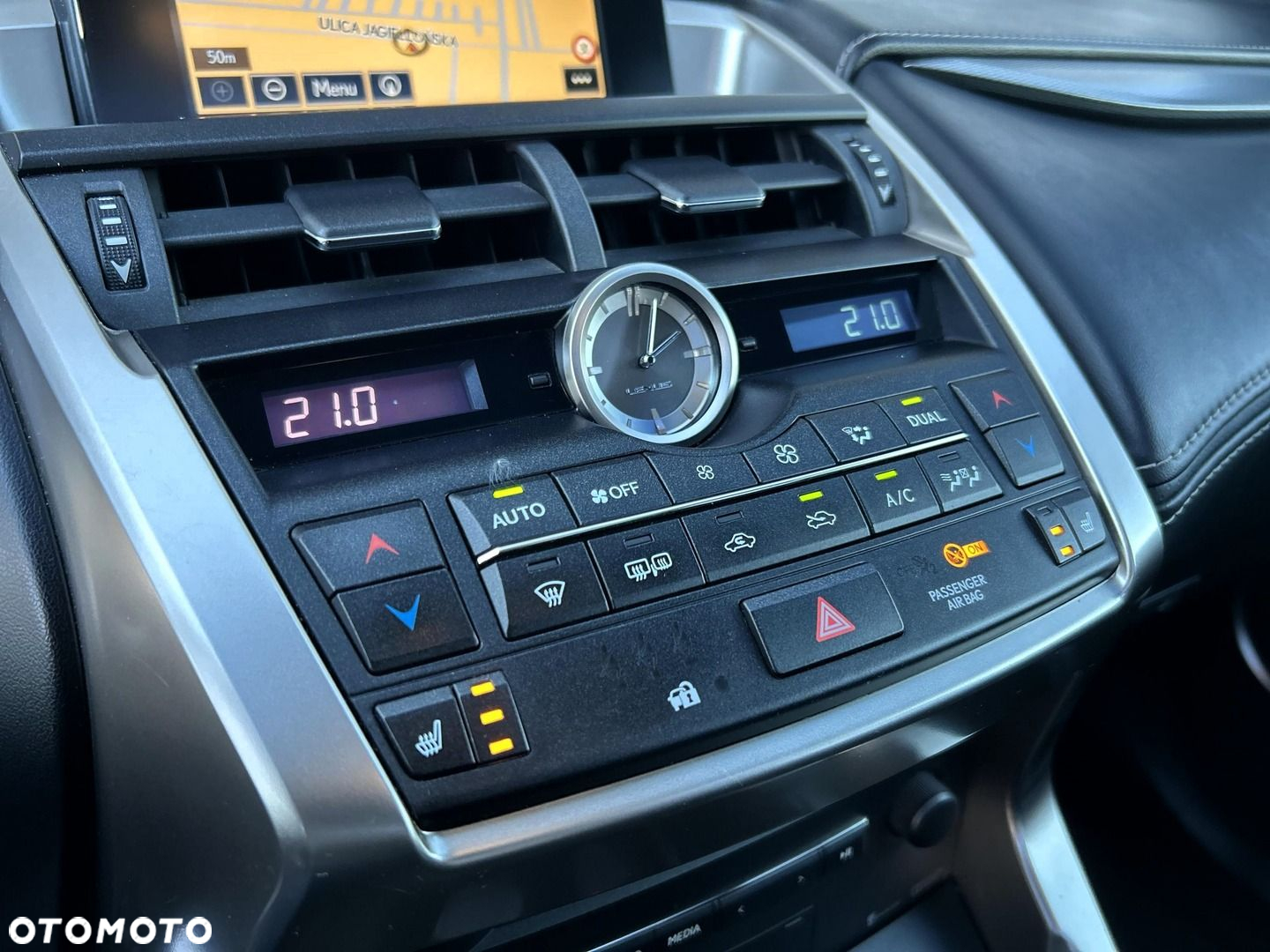 Lexus NX 300h F Sport AWD - 22