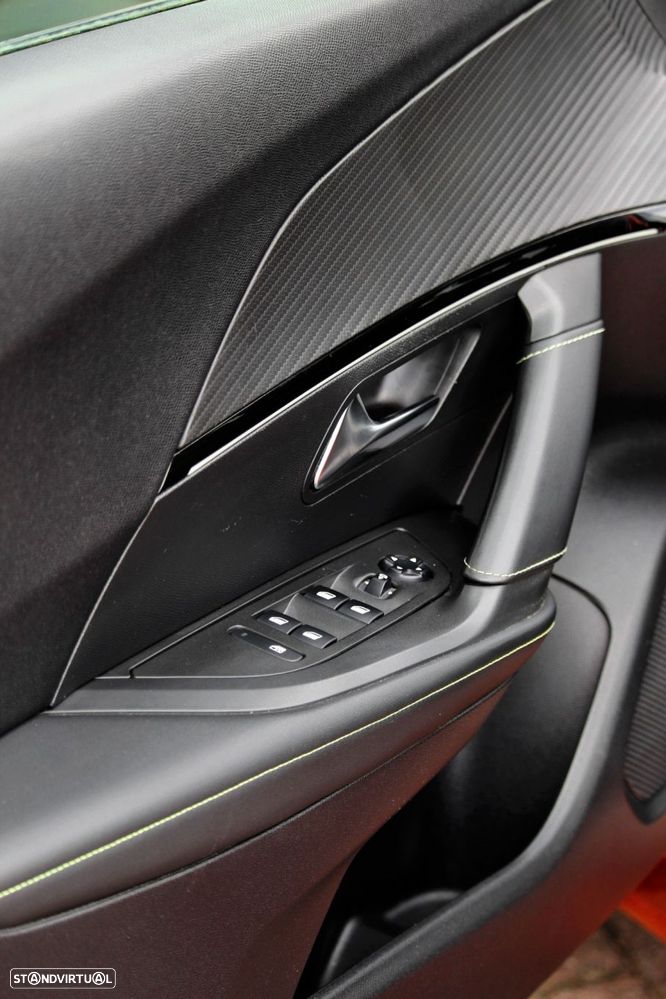 Peugeot 2008 1.5 BlueHDi GT Pack EAT8 - 13
