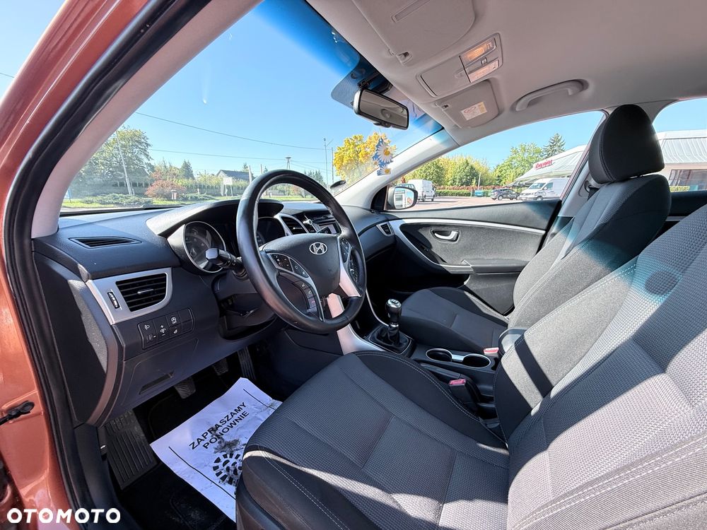 Hyundai i30 1.6 GDI Classic - 27