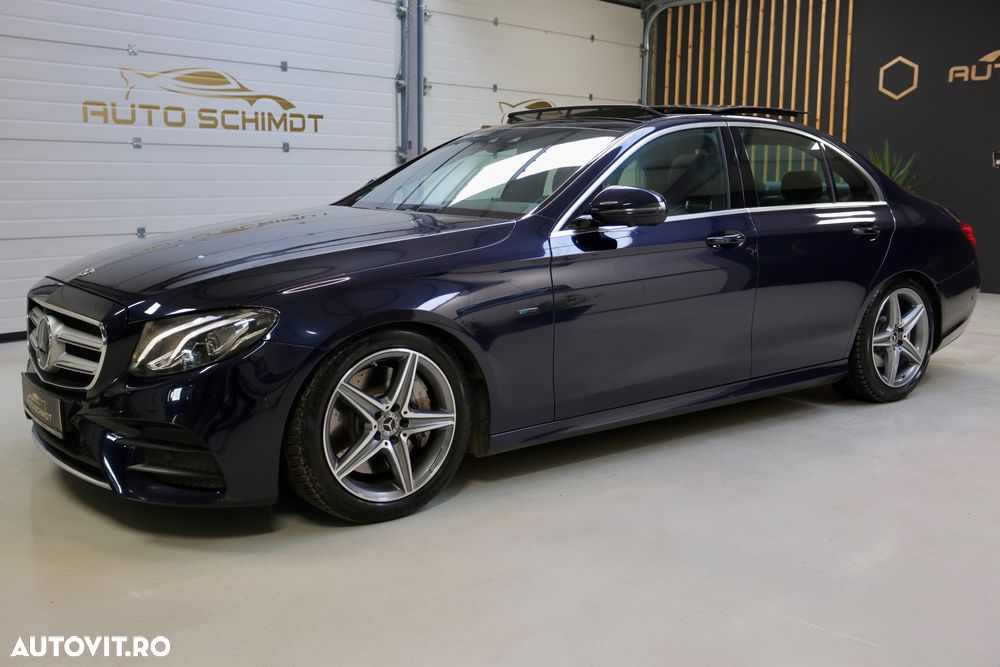 Mercedes-Benz E 300 de 4Matic 9G-TRONIC AMG Line - 3