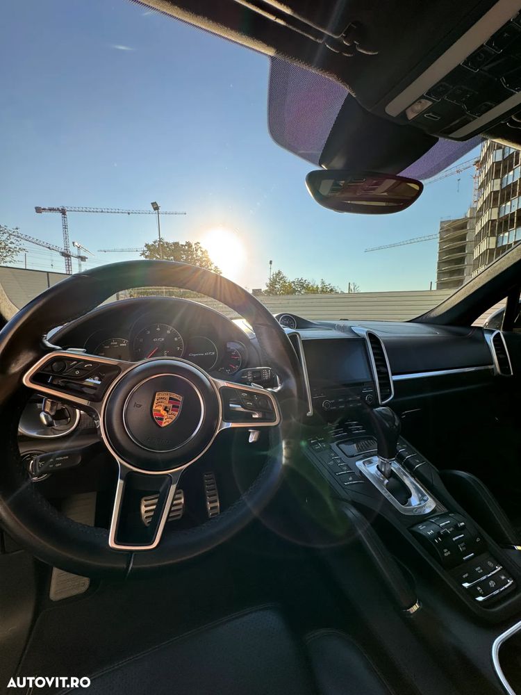 Porsche Cayenne 3.6 L GTS - 18