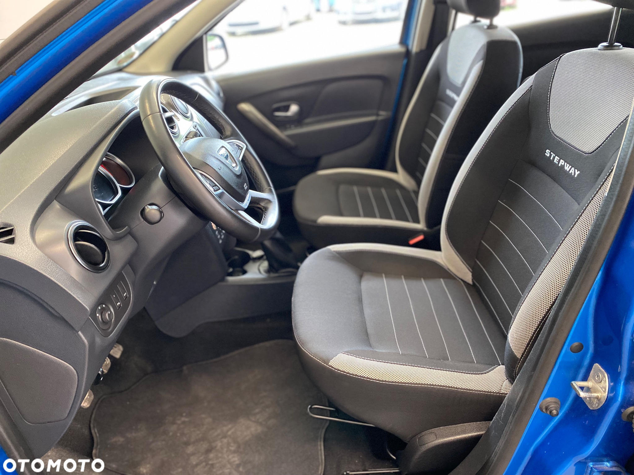 Dacia Sandero 0.9 TCe Laureate S&S - 9