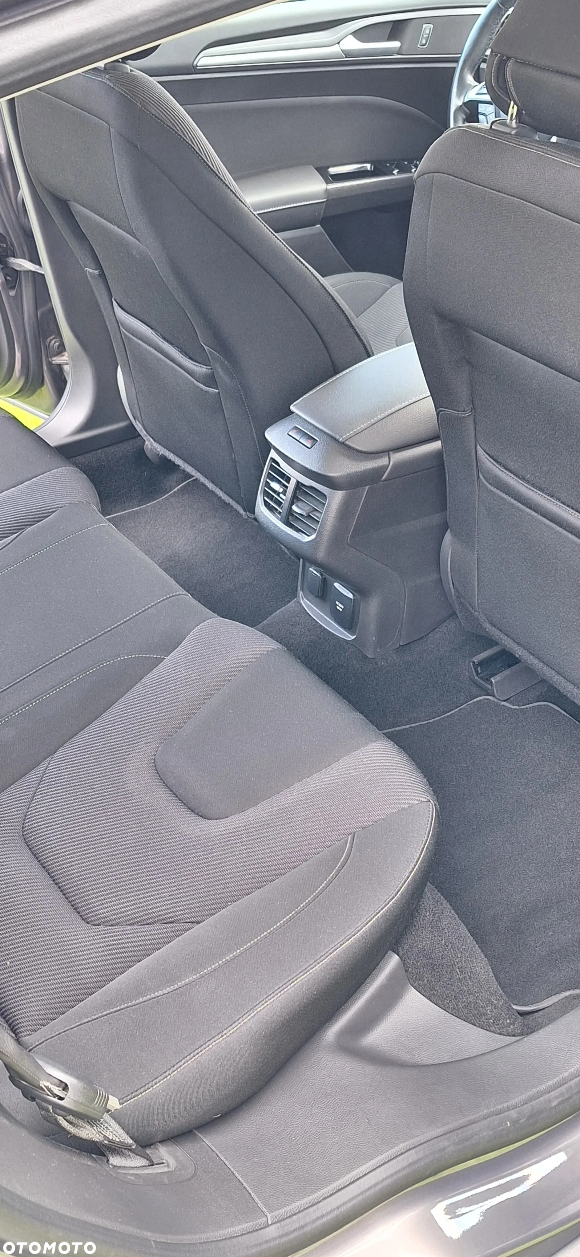 Ford Mondeo 1.5 EcoBoost Titanium - 19