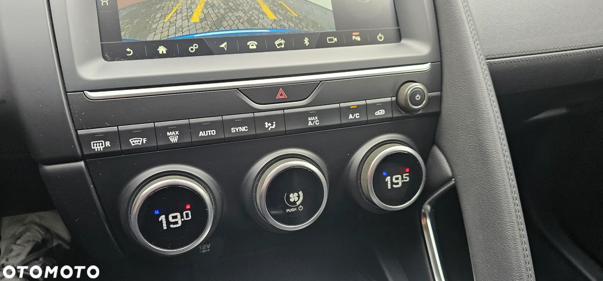 Jaguar E-Pace 2.0 i4D AWD S - 15