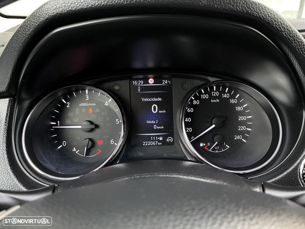 Nissan Qashqai 1.5 dCi N-Connecta - 20
