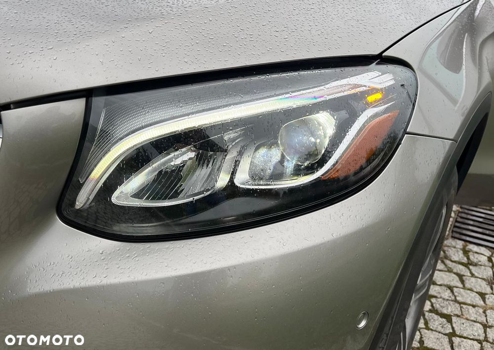 Mercedes-Benz GLC 300 4Matic 9G-TRONIC Exclusive - 15