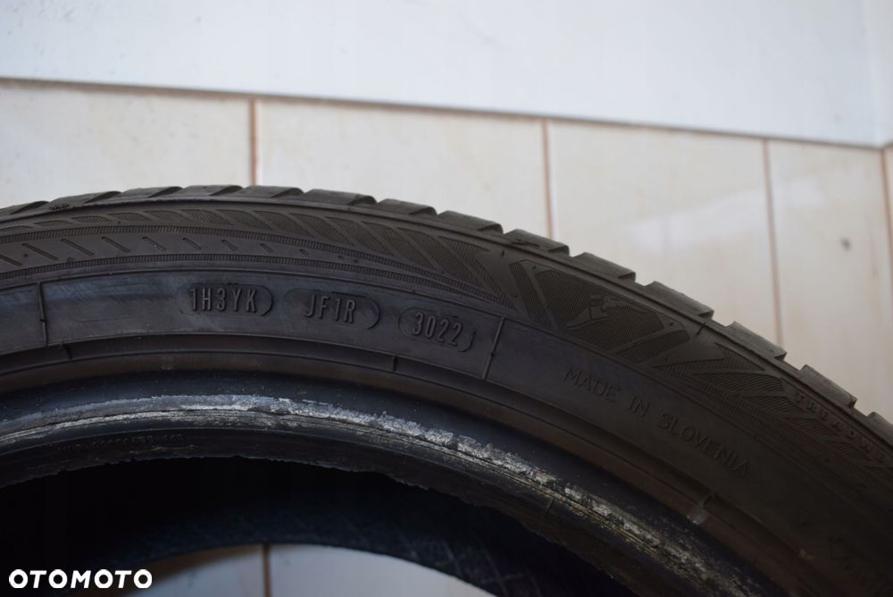 R18 215/50 Goodyear Vector 4Seasons GEN-3 - 11