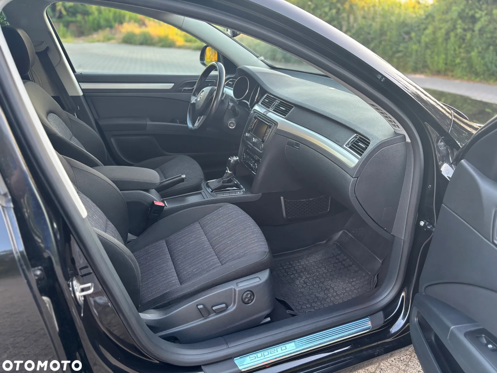 Skoda Superb 2.0 TDI 4x4 Elegance DSG - 14