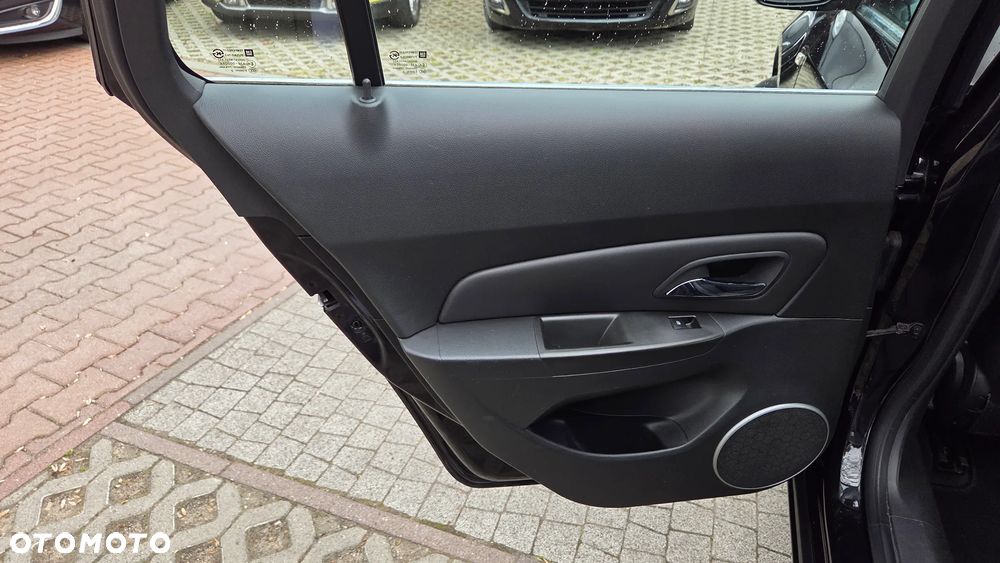 Chevrolet Cruze 1.4 T LTZ - 26