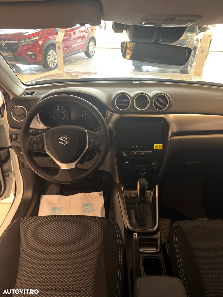 Suzuki Vitara 1.4 Boosterjet 6AT MHEV Passion - 8