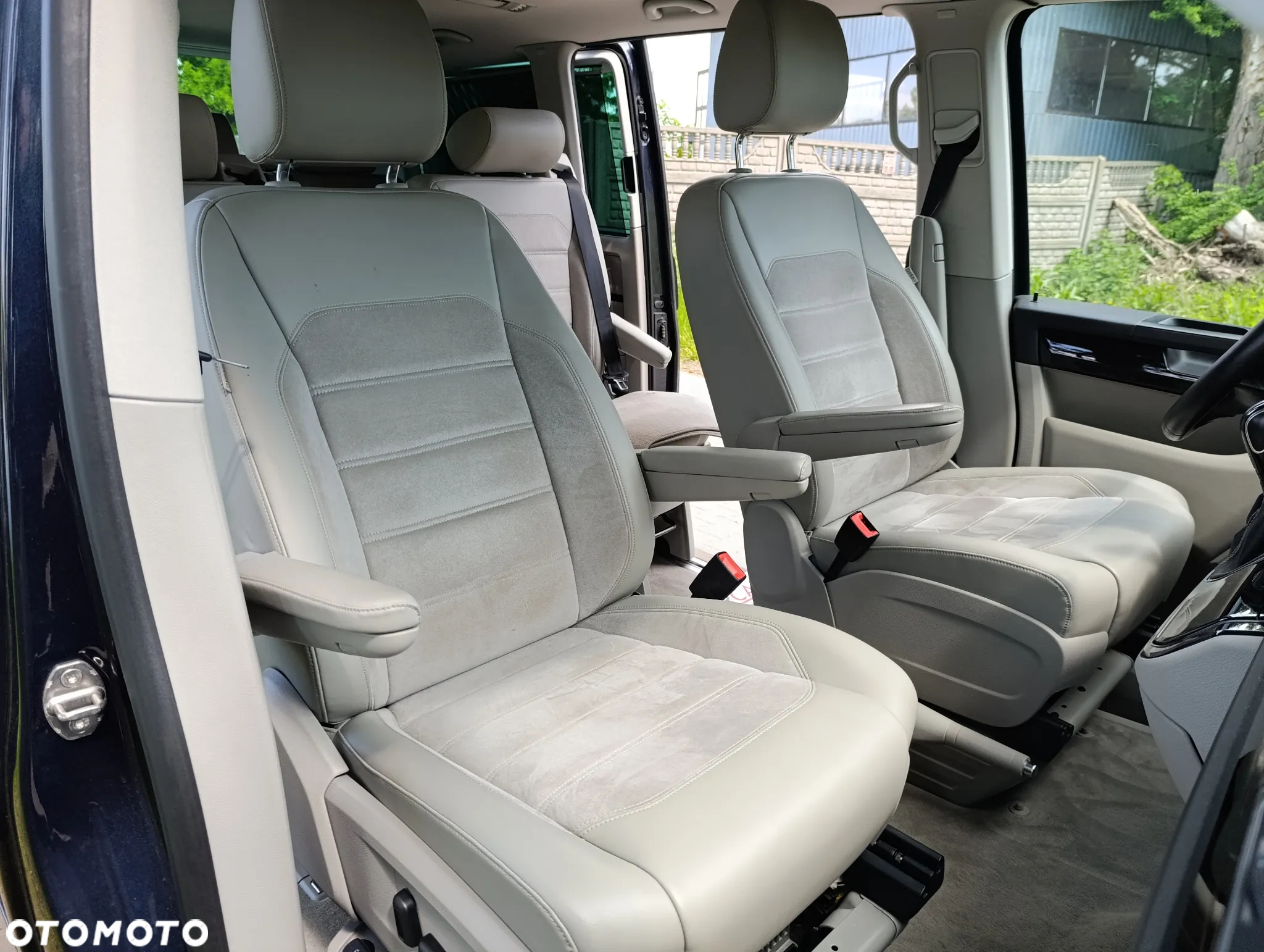 Volkswagen Multivan 2.0 BiTDI L1 Highline DSG - 16