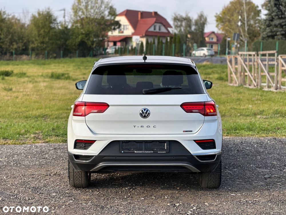 Volkswagen T-Roc - 13
