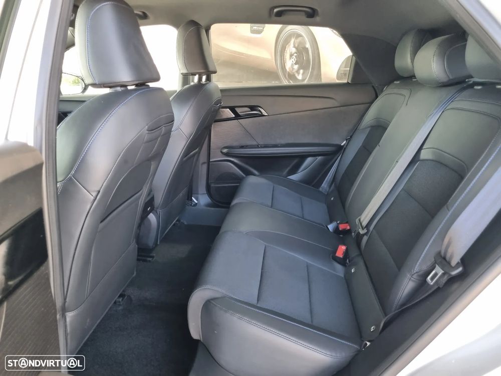 MG MG4 77 kWh Extended Range Luxury - 8