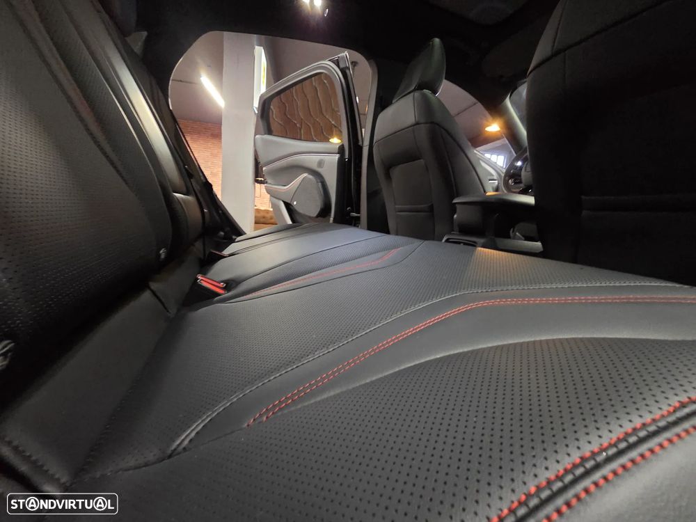 Ford Mustang Mach-E AWD PREMIUM - 10