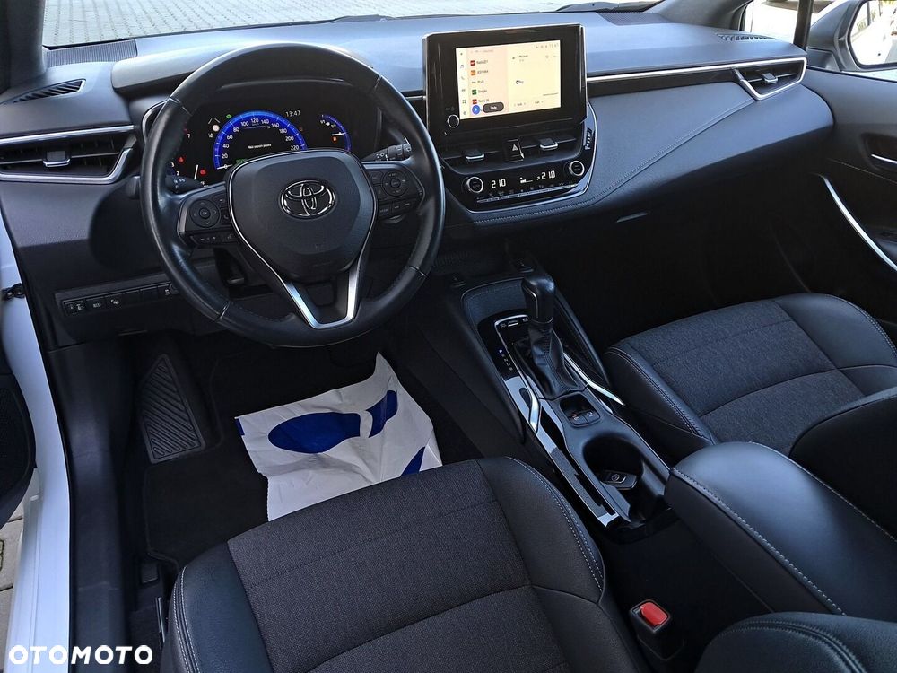Toyota Corolla 1.8 Hybrid Comfort - 21
