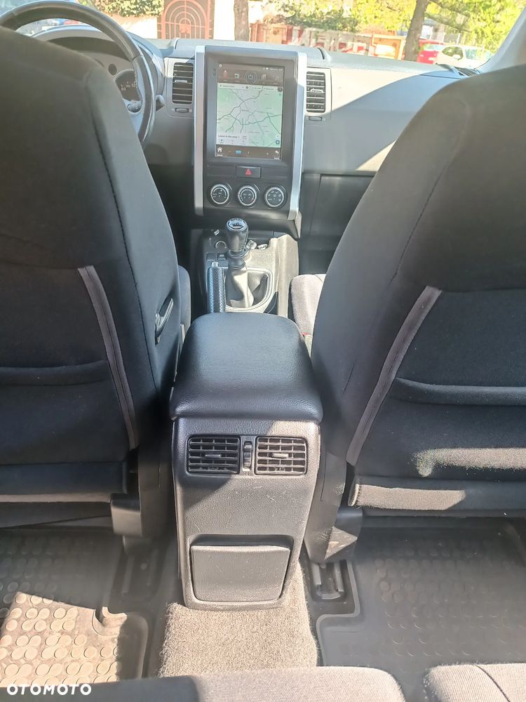 Nissan X-Trail 2.0 dCi SE - 11