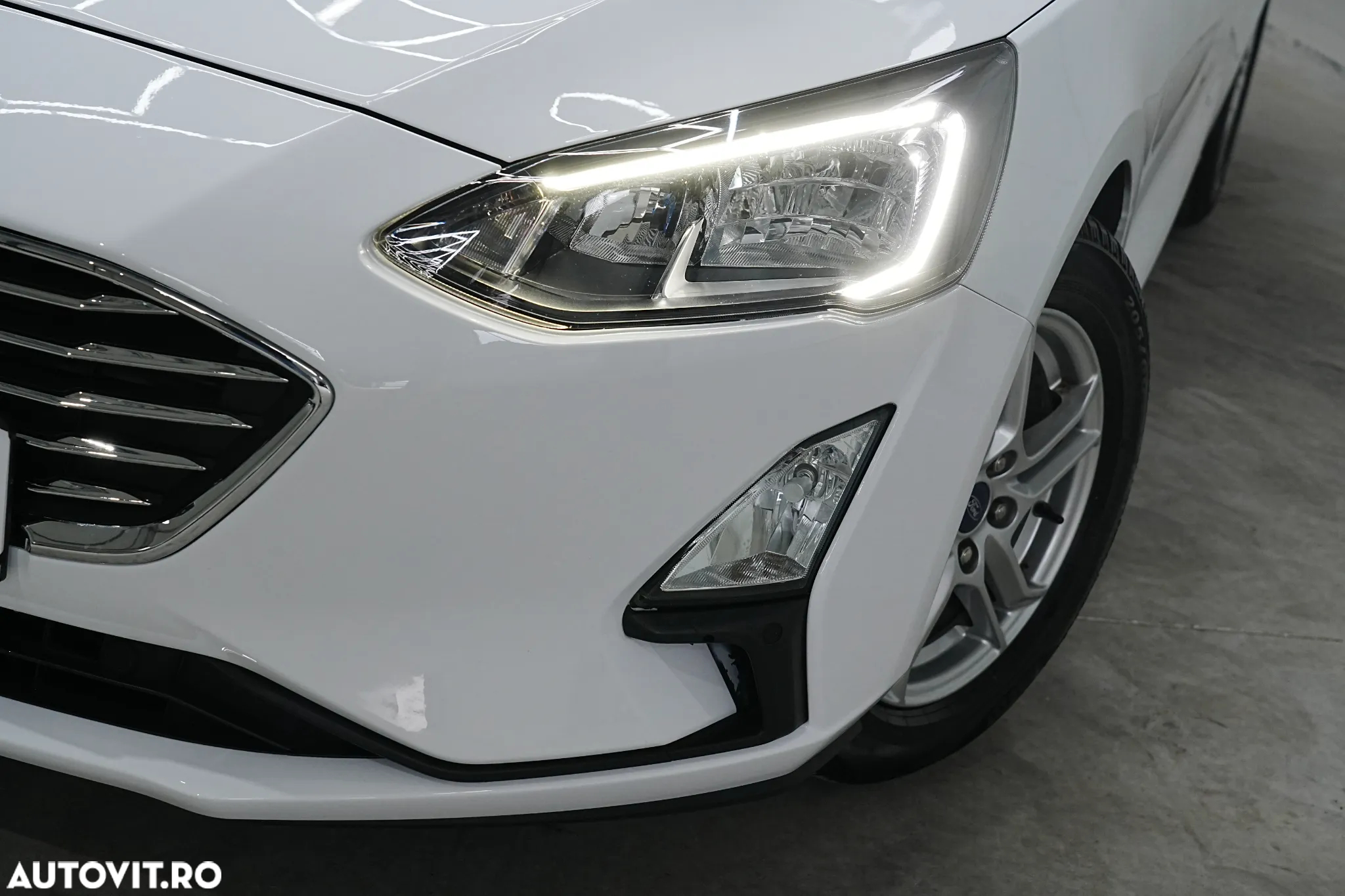 Ford Focus Turnier 1.5 EcoBlue Start-Stopp-System Aut. ACTIVE - 15