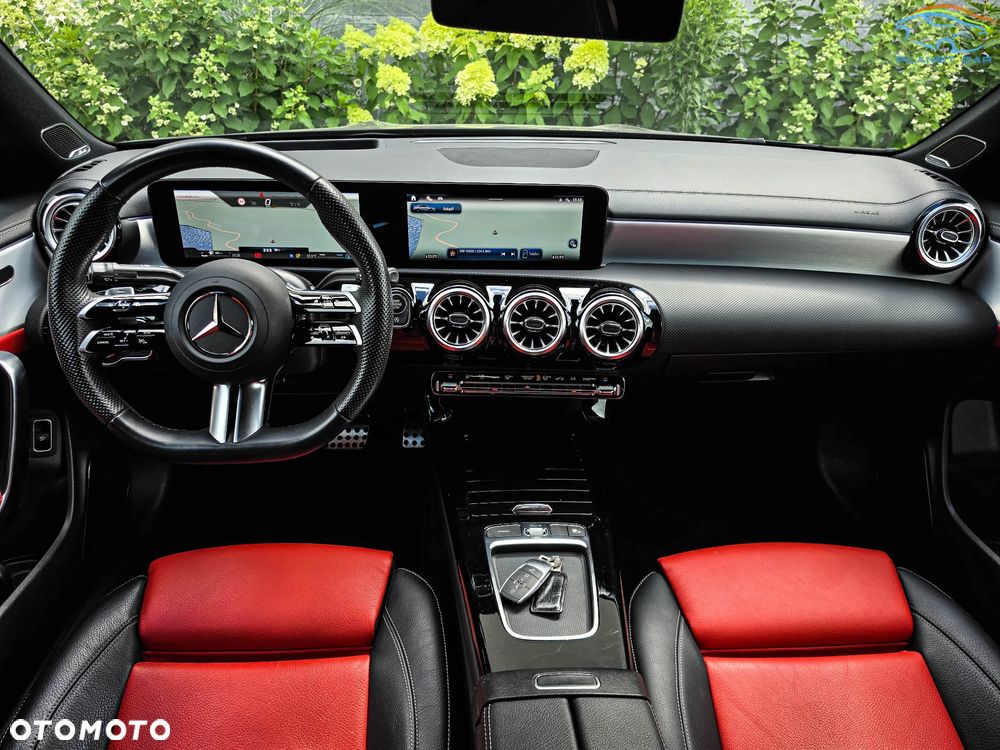 Mercedes-Benz CLA 200 AMG Line 7G-DCT - 22