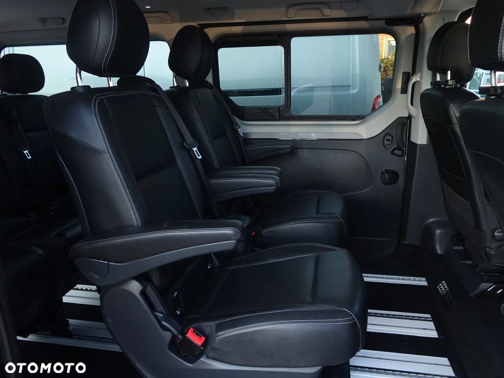 Renault Trafic Grand 1.6 dCi - 17