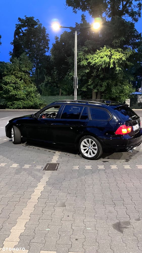 BMW Seria 3 318d - 3