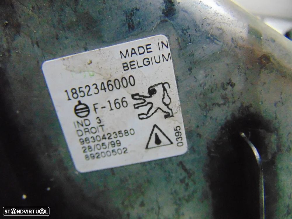 Peugeot 406 faróis nevoeiro - 4