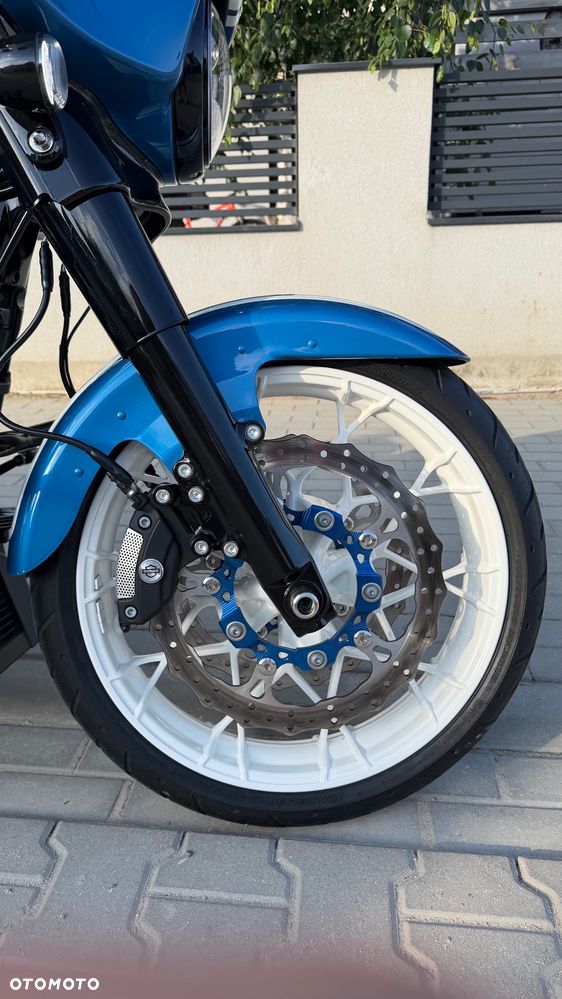 Harley-Davidson Touring Street Glide - 7