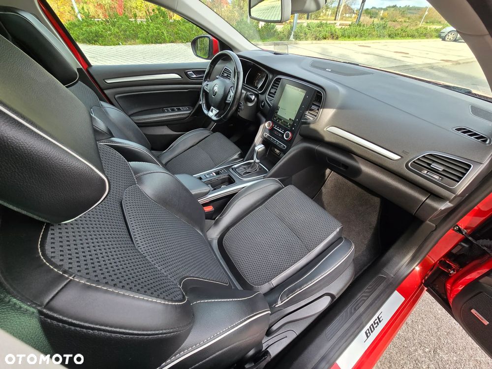 Renault Megane ENERGY TCe 130 EDC BOSE EDITION - 11