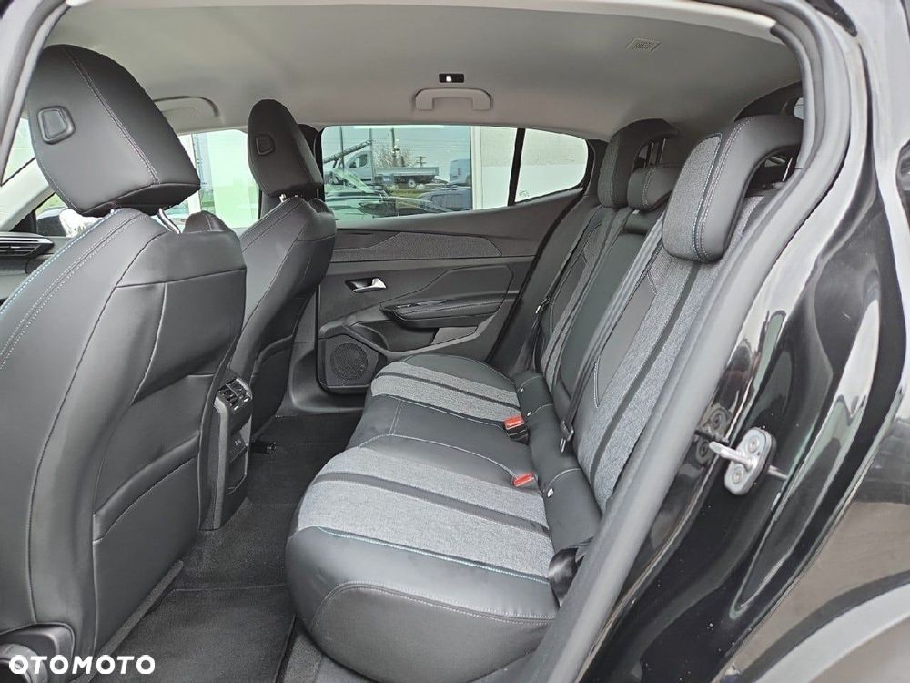 Peugeot 408 1.2 PureTech Allure S&S EAT8 - 10