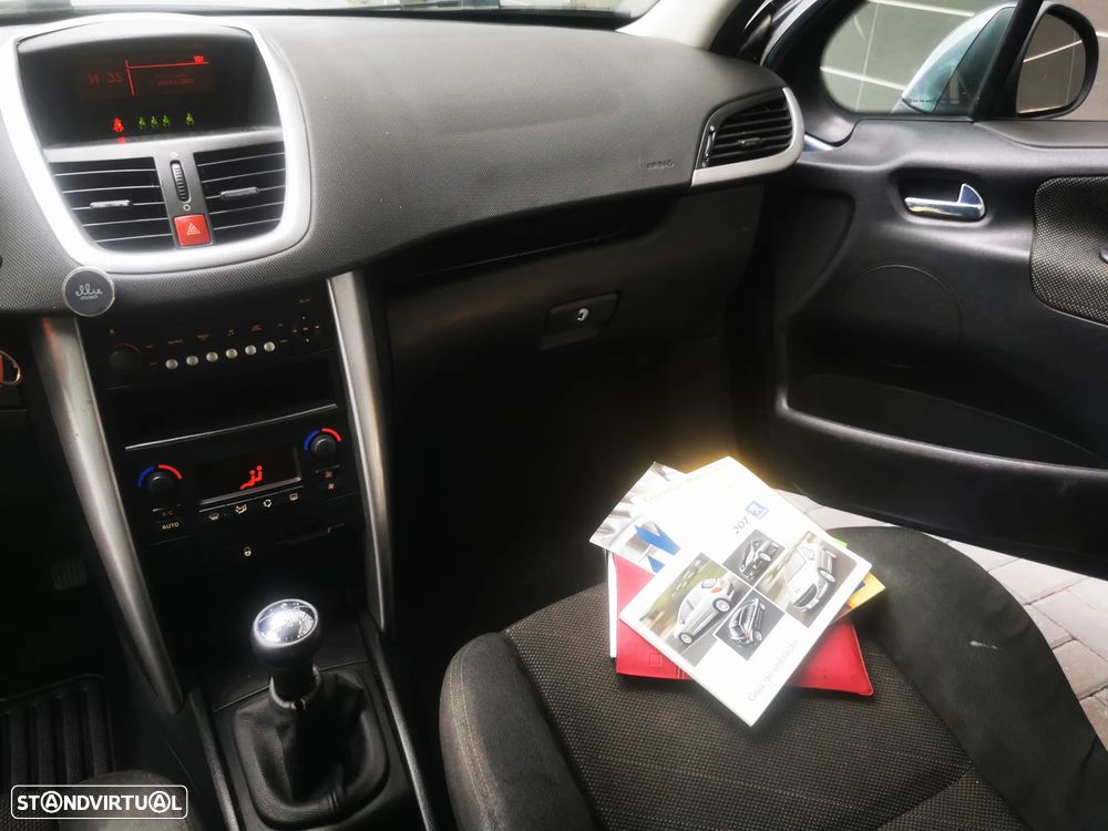 Peugeot 207 1.4 16V Sport - 8