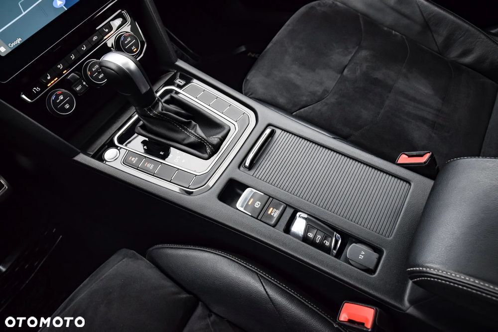 Volkswagen Arteon 2.0 TSI R-Line DSG - 32