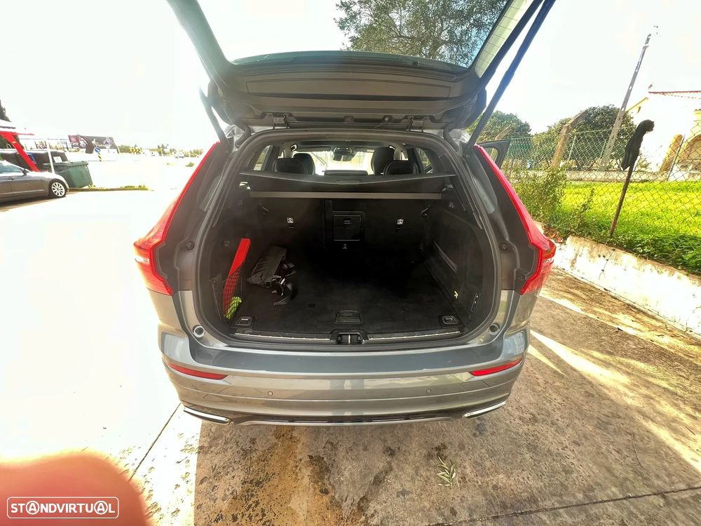 Volvo XC 60 2.0 D4 R-Design Geartronic - 8