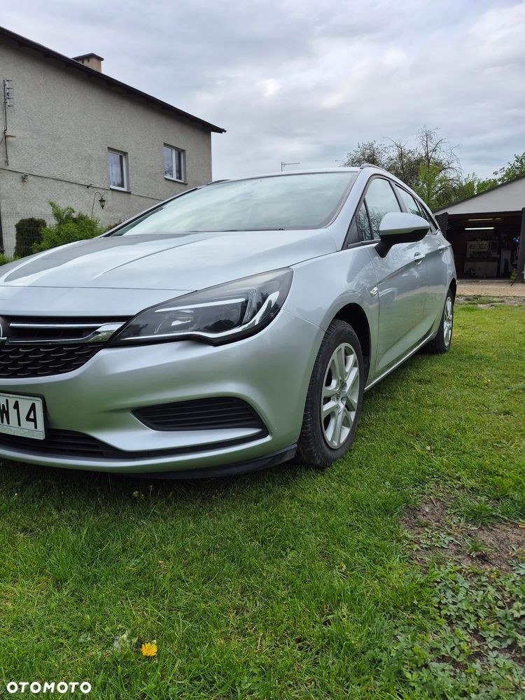 Opel Astra - 4