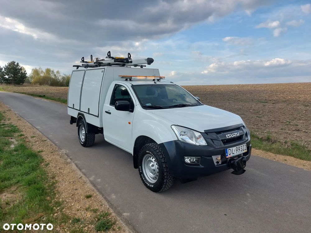 Isuzu D-Max - 11