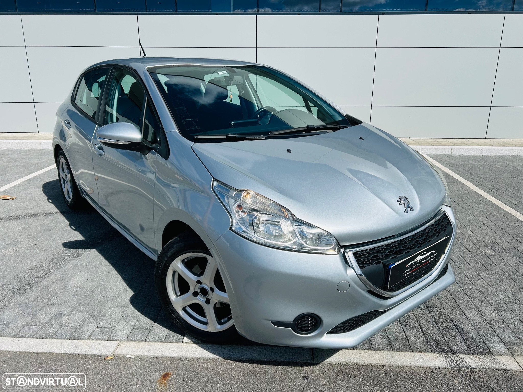Peugeot 208 1.4 HDi Active - 7