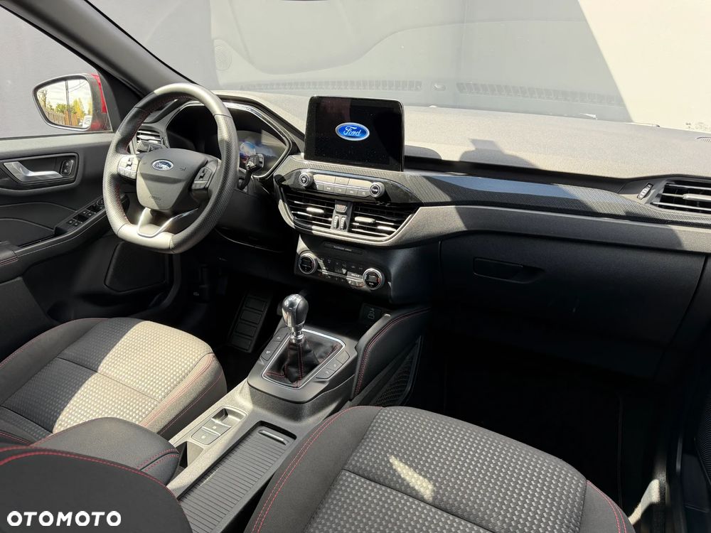 Ford Kuga 1.5 EcoBoost FWD ST-Line - 26