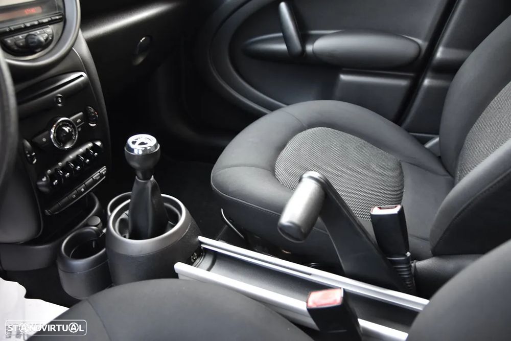 MINI Countryman Cooper D - 14