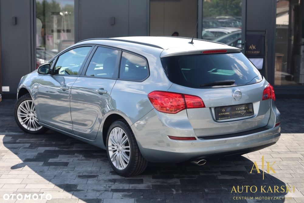 Opel Astra - 10
