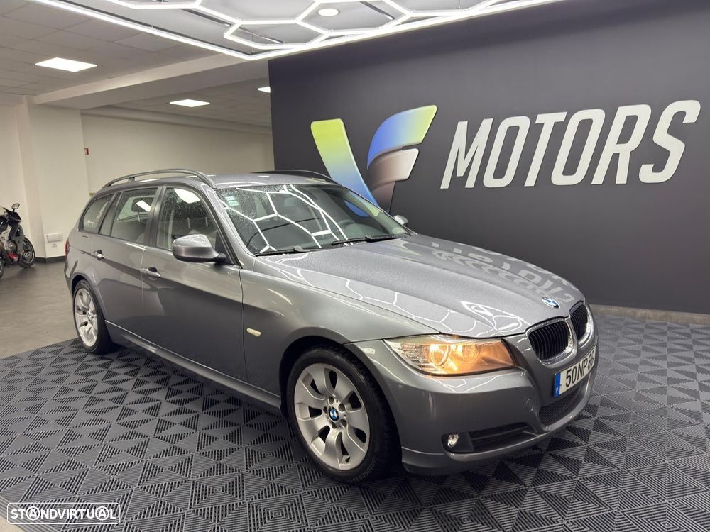 BMW 318 d Navigation Sport - 4