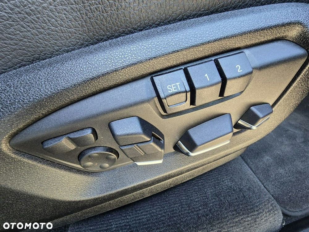 BMW X6 xDrive30d - 25