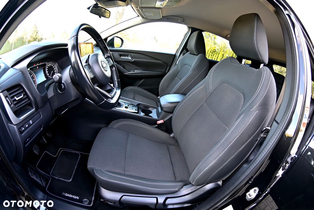 Nissan Qashqai 1.3 DIG-T N-WAY - 25