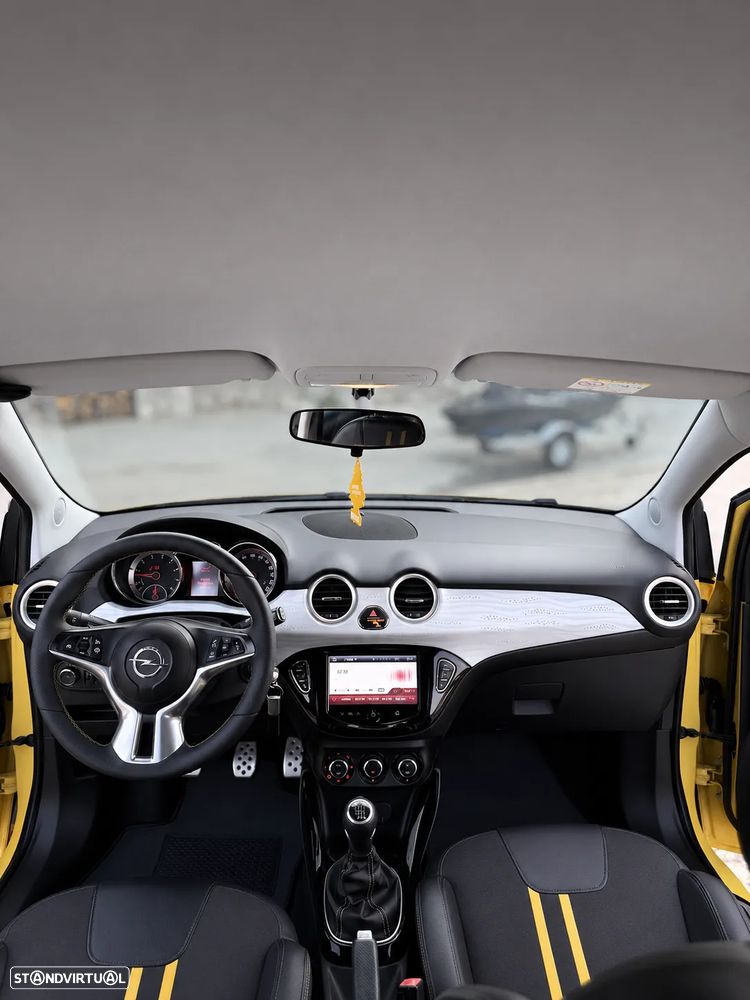 Opel Adam 1.0 Start/Stop Rocks 120 Anos - 9