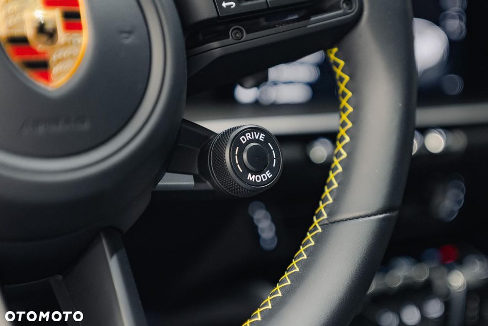 Porsche 911 Turbo S - 35