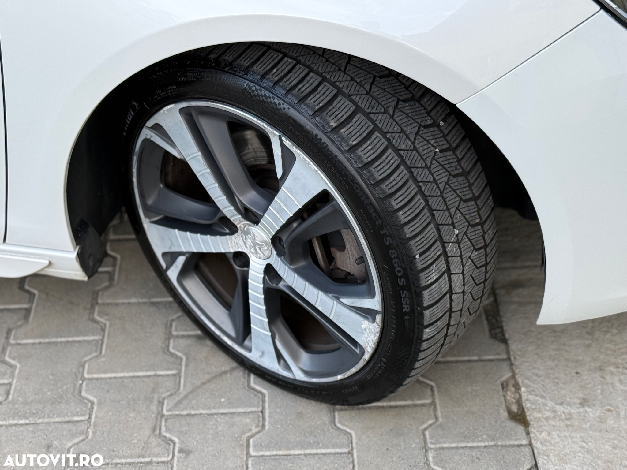 Peugeot 308 SW BlueHDi 180 EAT6 GT - 33