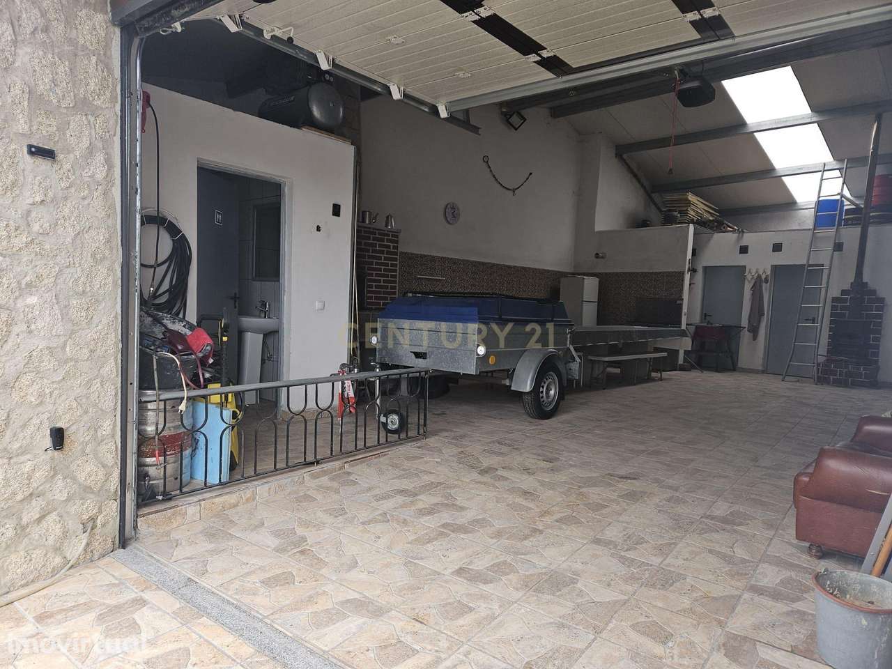 Armazém em Alcains, Castelo Branco - 100m² com boas características - Grande imagem: 2/18