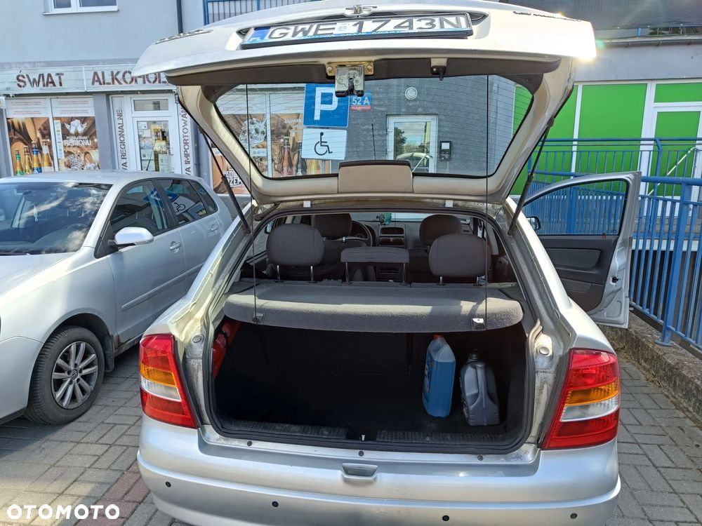 Opel Astra - 10