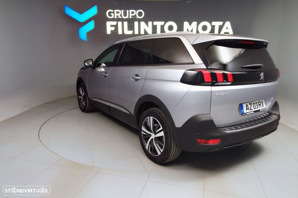 Peugeot 5008 1.2 PureTech Allure Pack - 4